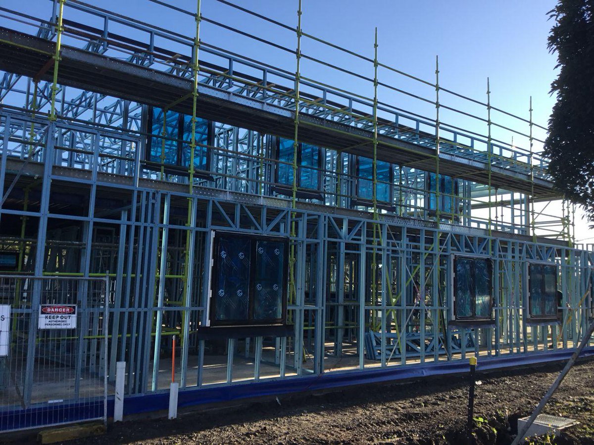 Lindarollformer's tweet photo. LGS roll forming machine
Click here for more information: https://t.co/UENZVKzwR6
Email: bosj07@bosj.com.cn
#steel #modularconstruction #construction #modular #blueframes #lightweightsteel #melbourne #modules #architecture #cladding #cmgframes #madefromTRUECOREsteel https://t.co/0friUh0tiL