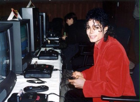 Jackson frequently visited Sega and he made sure to squeeze in some time to play the Mega Drive.