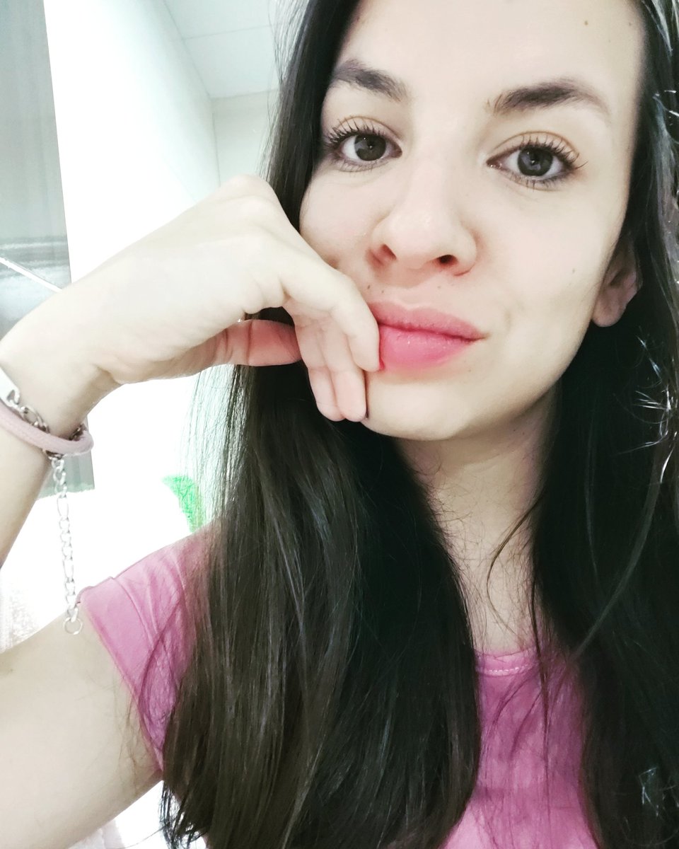 CaperucitaRoola's tweet photo. https://t.co/pF19ZKmK9r