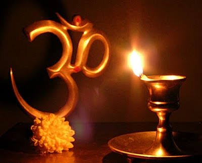 ॐ
The meditator is one who dives deep into one´s aloneness, knowing that we are born alone, we will be dying alone, and deep down we are living alone. So why not experience what this #aloneness is? It is our very #nature, our very being.
@AvdheshanandG #एकांतऔषधिहै
#benatural https://t.co/nKolZBq53l