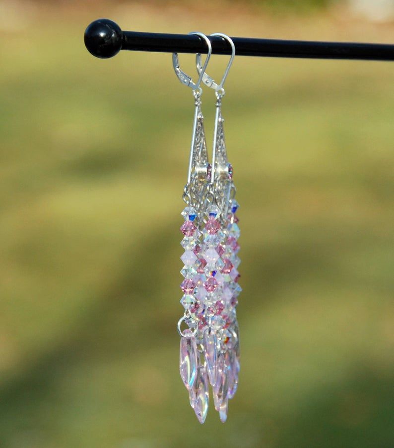 KarmaKittyJewel's tweet photo. #pinkjewelry #pinkearrings #chandelier #handmade #handmadejewelry #etsysocial #etsymntt #etsyhandmade #leverback #etsyshop #freeshipping #boho #bohochic #prettyinpink #blingearrings https://t.co/UCju9to7pp @Etsy #etsysummer #summer #summergift #summer2020 #summershopping https://t.co/ndCkrQScim