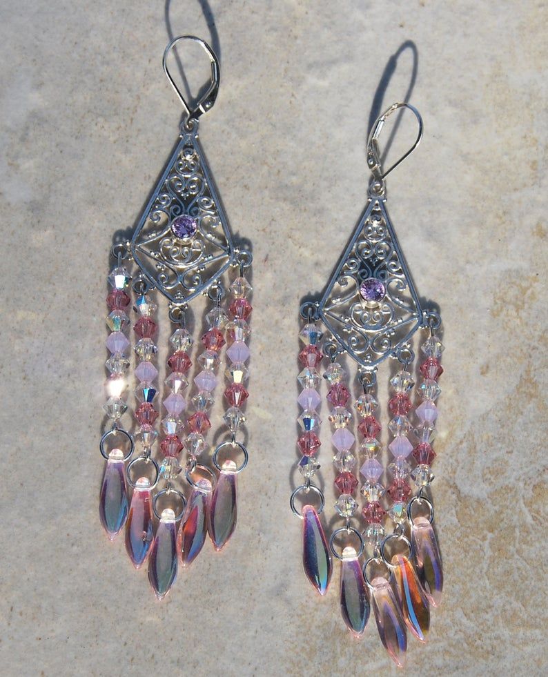 KarmaKittyJewel's tweet photo. #pinkjewelry #pinkearrings #chandelier #handmade #handmadejewelry #etsysocial #etsymntt #etsyhandmade #leverback #etsyshop #freeshipping #boho #bohochic #prettyinpink #blingearrings https://t.co/UCju9to7pp @Etsy #etsysummer #summer #summergift #summer2020 #summershopping https://t.co/ndCkrQScim