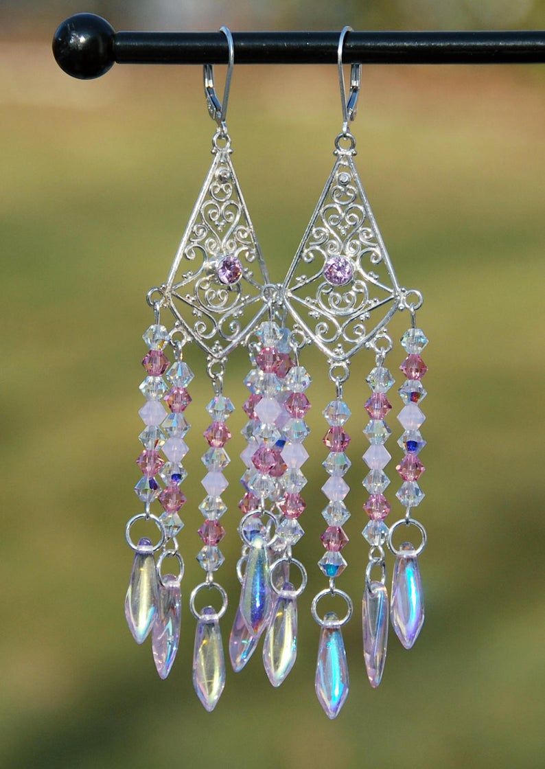 KarmaKittyJewel's tweet photo. #pinkjewelry #pinkearrings #chandelier #handmade #handmadejewelry #etsysocial #etsymntt #etsyhandmade #leverback #etsyshop #freeshipping #boho #bohochic #prettyinpink #blingearrings https://t.co/UCju9to7pp @Etsy #etsysummer #summer #summergift #summer2020 #summershopping https://t.co/ndCkrQScim
