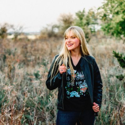 AnnaWillman4's tweet photo. #NewProfilePic https://t.co/GLAfEinw8O