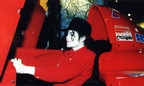 Here is he playing Virtua Racing.