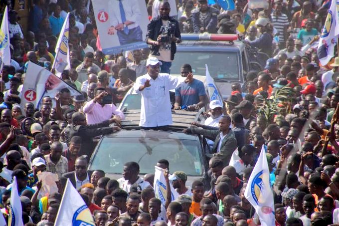 ChristianKambil's tweet photo. S'il y a une chose qu'on ne peut jms changer, c' le fait que @MartinFayulu a été candidat à la dernière présidentielle et a été élu Président. C' cette réalité que craignent certains leaders en perte de vitesse et qui trouble la conscience même de ceux qui se croient ê au pouvoir https://t.co/nO80Xek5Ar
