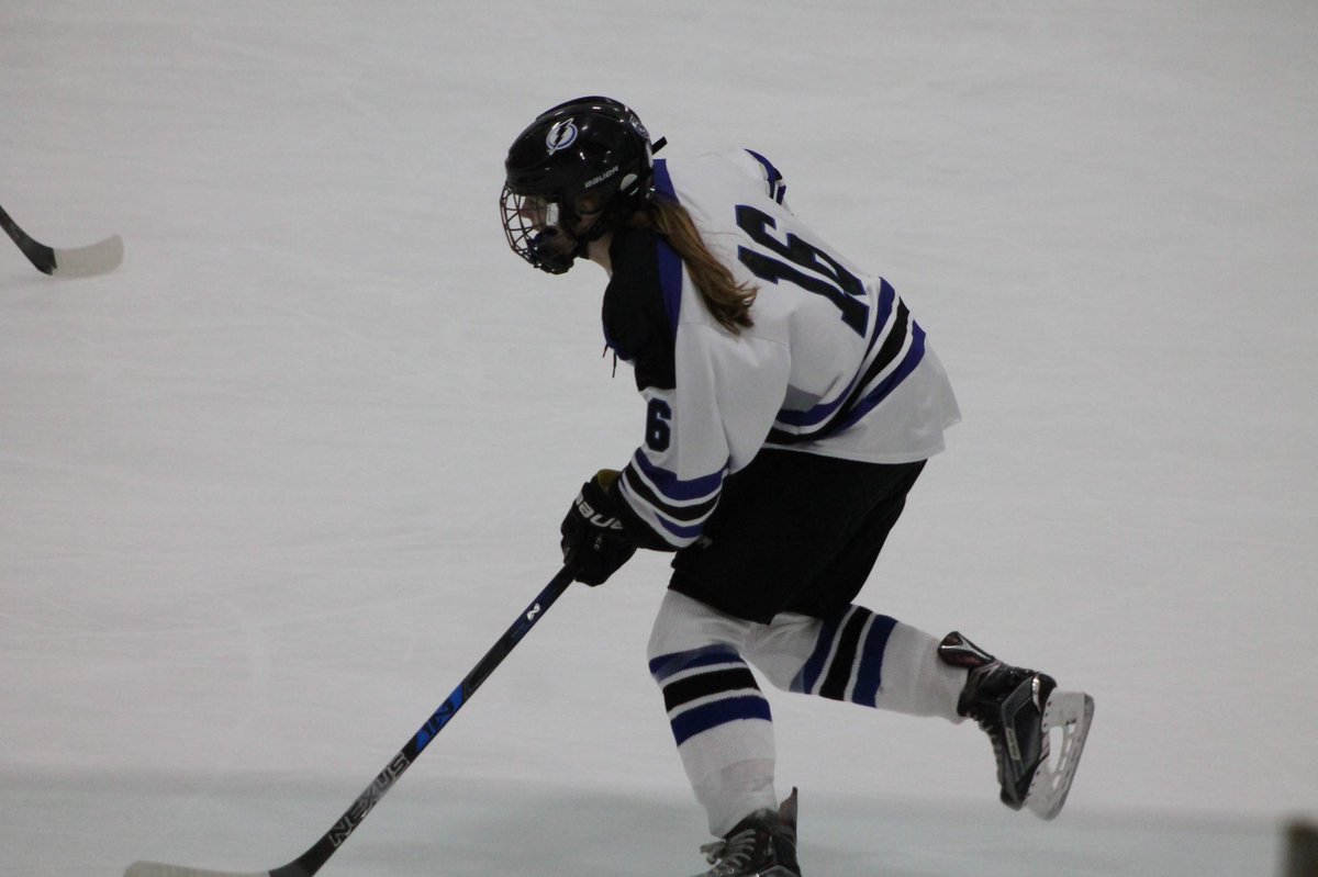 mikaylakelley16's tweet photo. I am proud and excited to announce my commitment to play Division 1 hockey and further my education at Franklin Pierce university! I would like to thank my family, friends, teammates and coaches who have always supported and believed in me along the way. #ravennation https://t.co/eGUmBGeITH