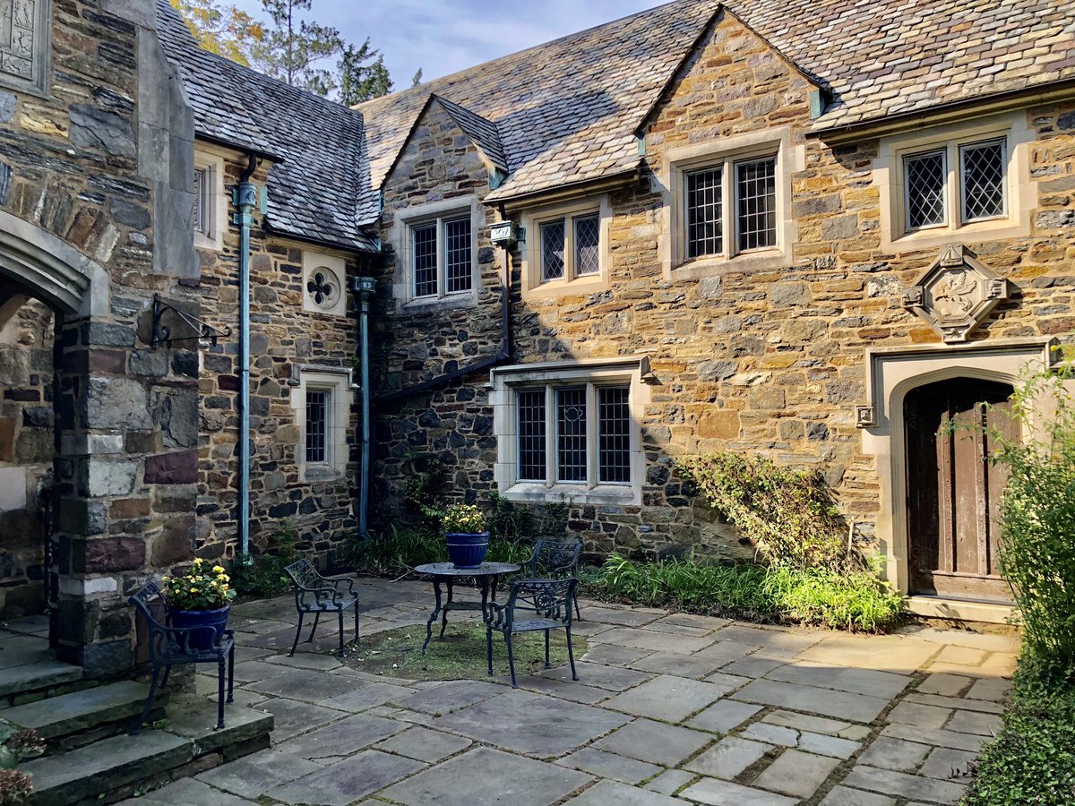 rikdugan's tweet photo. The first in a series of posts: my favorite #PASHOutdoorClassrooms - Manor House aka Kalkus House @PrincetonAcadSH - now thatโs a #beautiful & #healthy place to learn! #PASHForward #Fall2020Reopening #HeCanBe #PASHProud #LetsTakeItOutside https://t.co/ACXudaVUyO