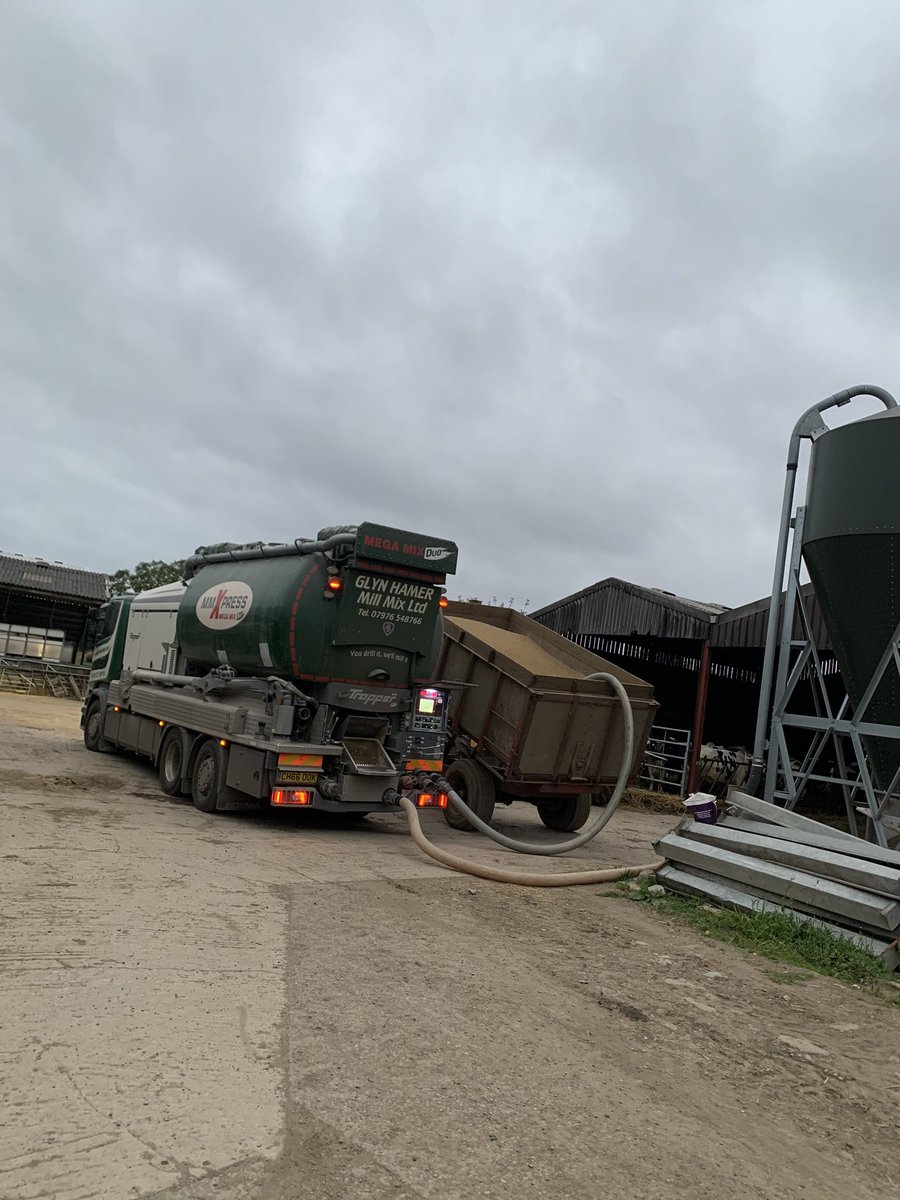 hamermillmix's tweet photo. Anyone else have one of ‘those’ days? 😴 https://t.co/gPM2b4pJIF