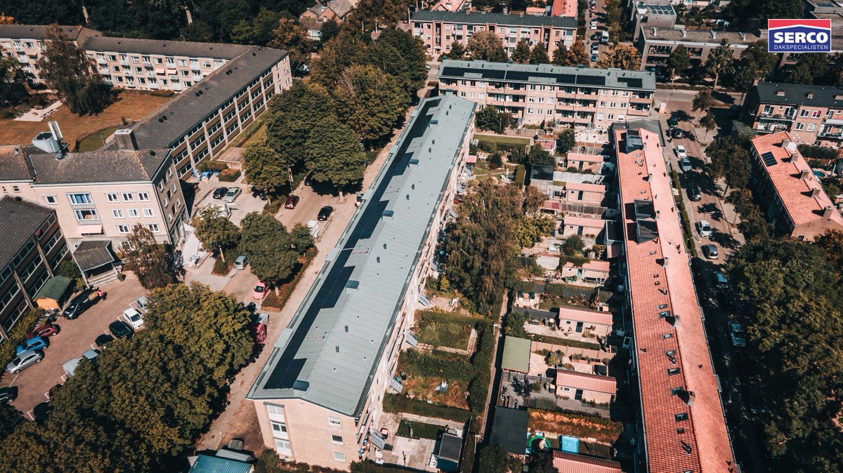 Sercodak's tweet photo. Na een korte pauze zijn we weer begonnen met de renovatie van 141 appartementen in Deventer. Inmiddels zijn 4 van de 7 blokken gereed.

Mooie samenwerking tussen de partijen binnen @Onderpand_ : @PHBDeventer, @uwonderhoudspa1 en @WillemsenInstal.

#renovatie #vastgoed #sercodak https://t.co/PD8dDgORkF