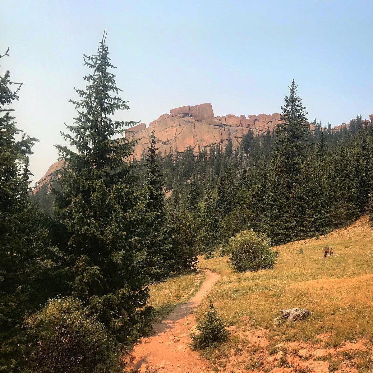 DylanScottTV's tweet photo. Definitely labored over this one today. America’s mountain is a 14-mile beast. Thanks to @CWinderKOAA for helping me power through. I’m beyond sore and icing the rest of the night. IL stint possible. #14er #thecoloradoway #pikespeak @CityofCOS https://t.co/N74FaxNWB2