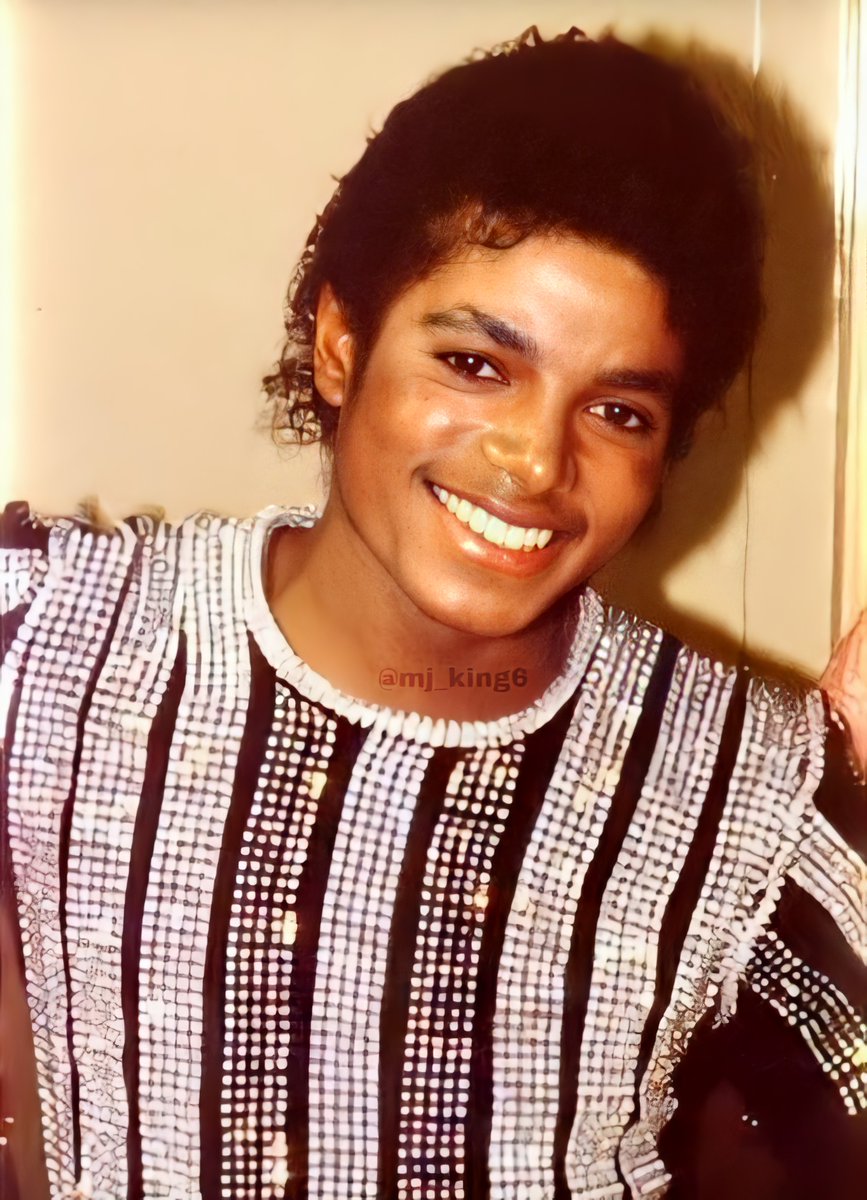king6_mj's tweet photo. #MichaelJackson https://t.co/DpyP7cAsTP