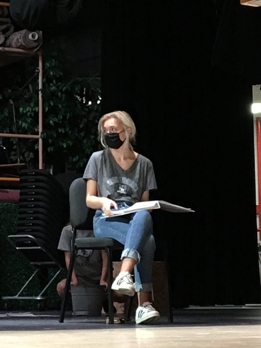 stedsarts's tweet photo. SES Theatre Department begins rehearsals for a Livestream Concert Production of the Broadway Musical "ANNIE!" - Keep watching here for updates! @StEdsMiddle @StEdsVero #worktogether2btogether https://t.co/lXFK2qhjh1