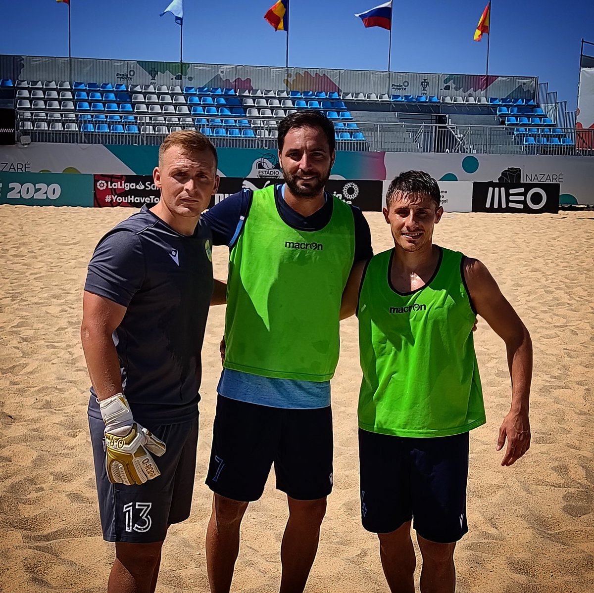 andreipaul_13's tweet photo. ⚽️Eurowinners Cup 2020
🔸Grupo 8
🗓 Martes, 8 Septiembre 2020 
ACS West Deva🇷🇴 VS Bemannia FC Stockholm🇸🇪
⏱ 13:00 hora en España
🖥El partido será retransmitido por: https://t.co/2vuLtwzswl
#ap13 #acswestdeva #eurowinnerscup #romania  #beachsoccer @BeachSoccer_WW https://t.co/KhPO55M0hR