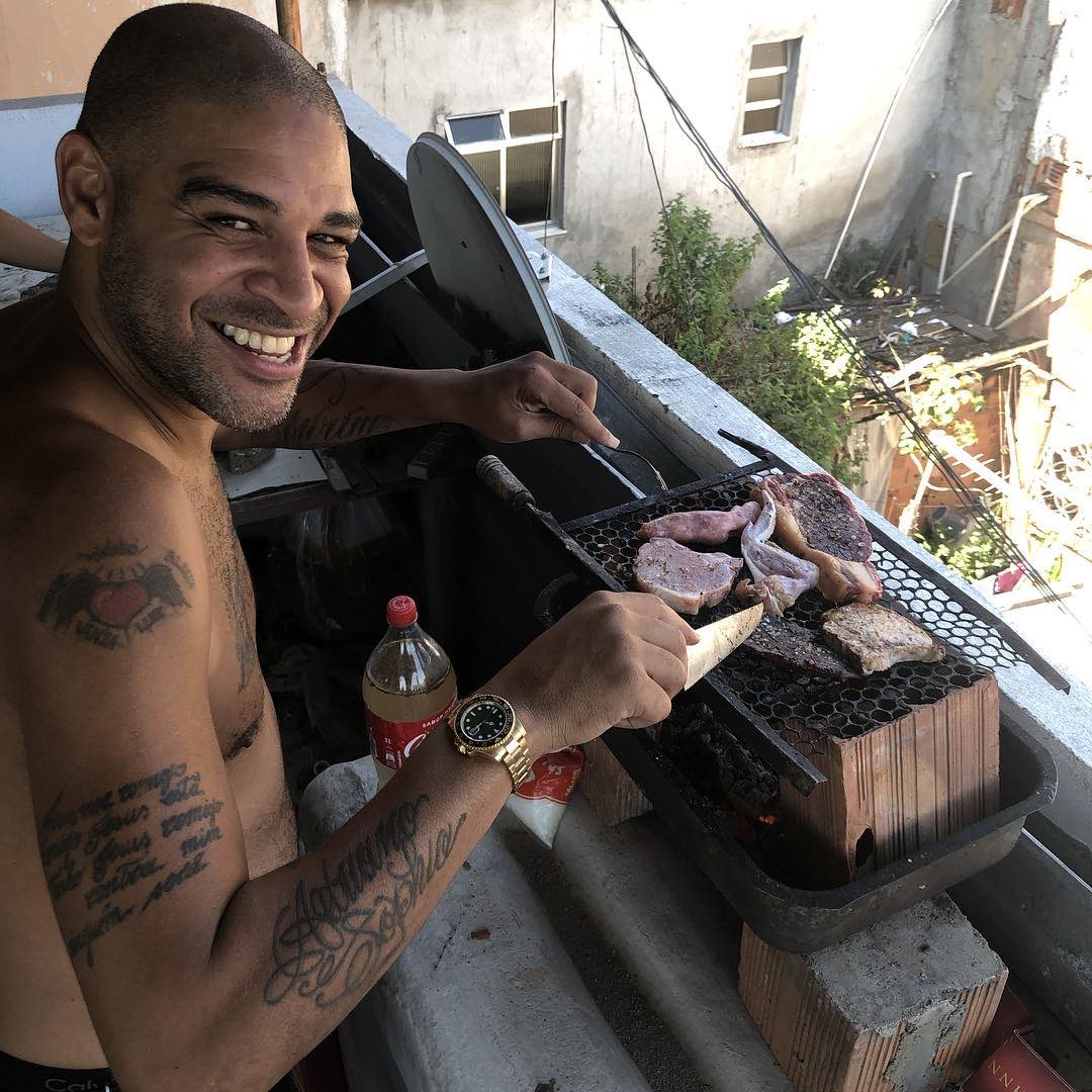 lnstantFoot's tweet photo. La nouvelle vie d’Adriano ... https://t.co/A4qxTyQWnb