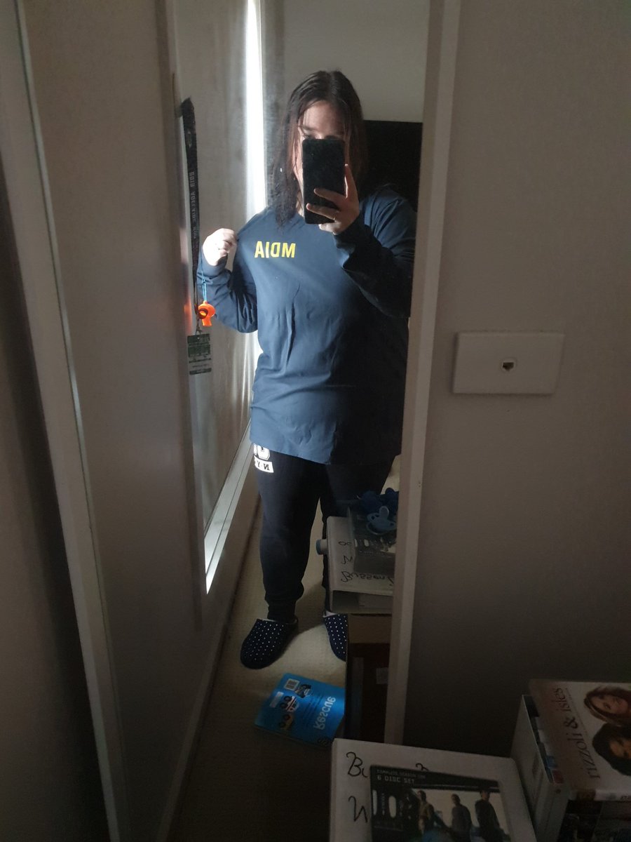 ErinBbox43's tweet photo. @TheMisterDavis waited nearly 2 months but finally received my merch. 
So comfy and so happy to be supporting a brilliant creator. #mdia #mrdavis https://t.co/yE6oCWTZlm