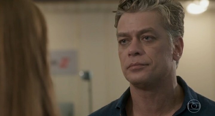 dirtydorama's tweet photo. "sempre haverá Paris... tô de olho em você garota"
enfim, a referência
meu deus, tô chorando muito isso me mata de um jeito 
#TotalmenteDemais https://t.co/0zOtjxQY8b