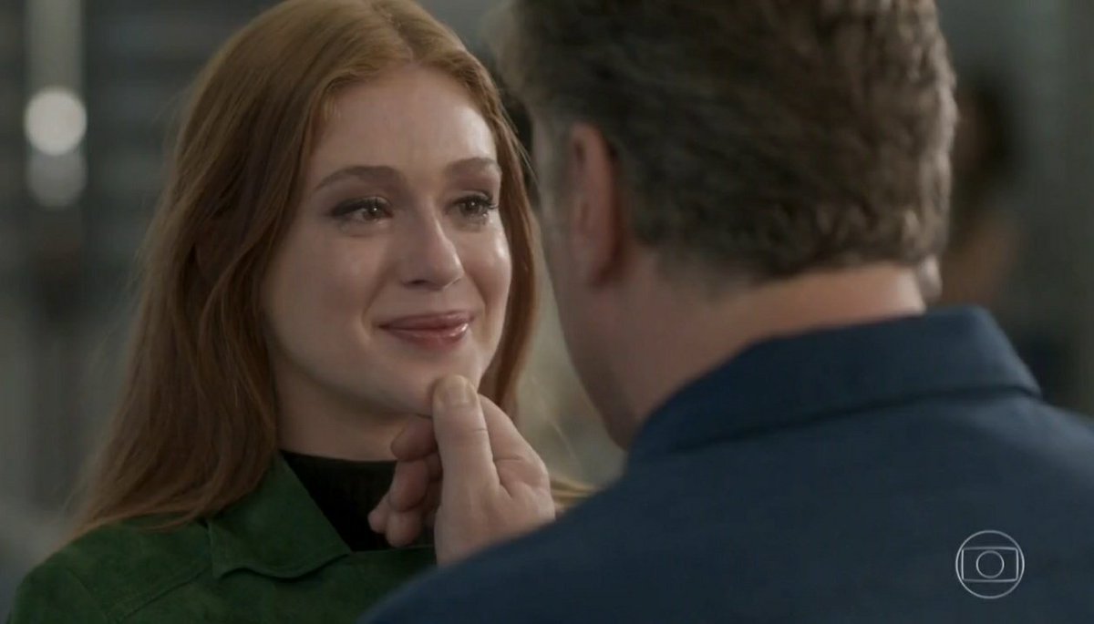 dirtydorama's tweet photo. "sempre haverá Paris... tô de olho em você garota"
enfim, a referência
meu deus, tô chorando muito isso me mata de um jeito 
#TotalmenteDemais https://t.co/0zOtjxQY8b