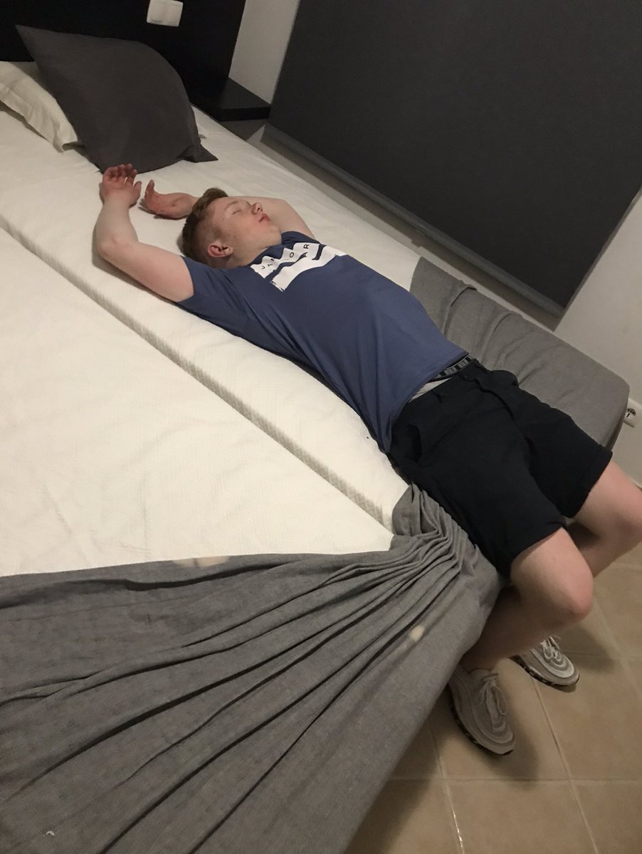 kiancarr_'s tweet photo. Happy birthday to the main man @RyanRussell95. Hope you have a top day boss ๐๐ #25NotOut https://t.co/PbKBHzIm7R