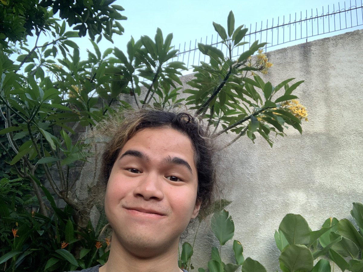 AhmadAbdulQodir's tweet photo. Goodmorning... Jaelanian dan ABK... Semangat semua untuk menebar kebaikan sebanyak2nya... Kalau berkenan ndang di streaming karya2ku 🙈
Love -AQJ https://t.co/5PFFyHoy23