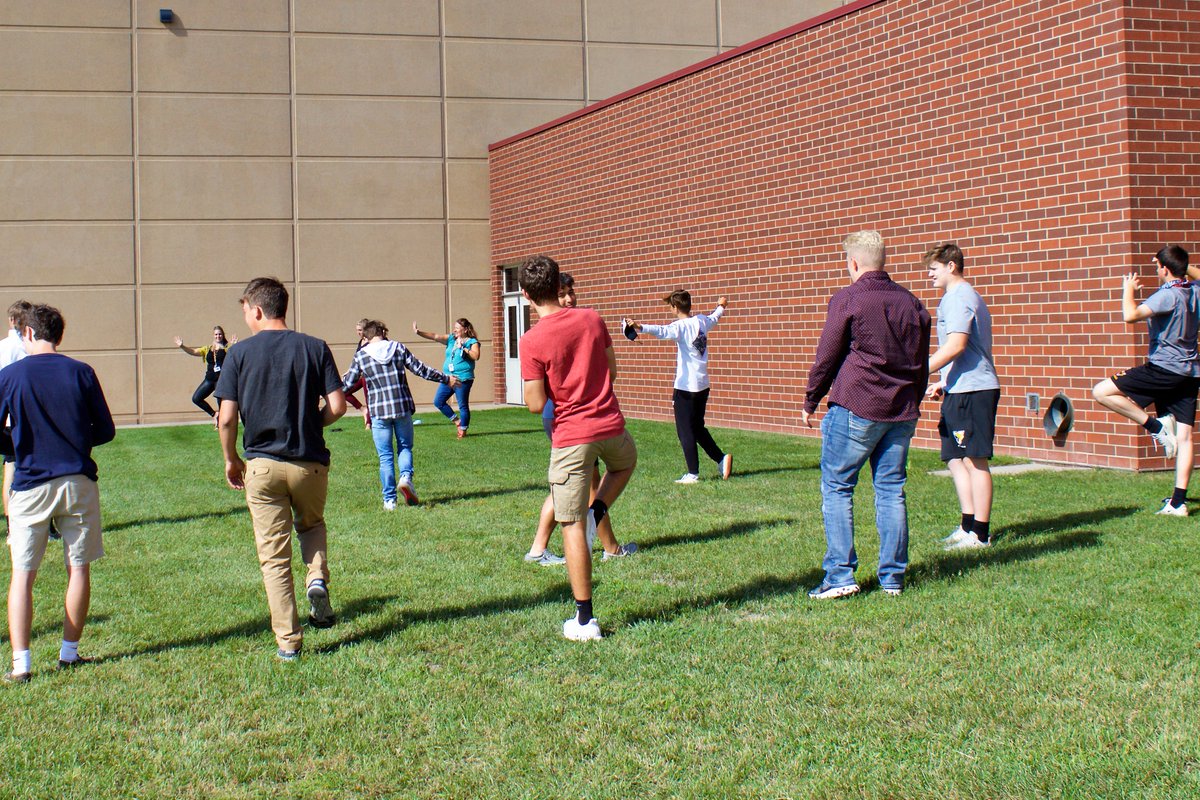 #ReturntoLearn Orientation Week!

Making the most of our outdoor spaces, Mrs. Aamlid shares a story with her new 4th graders. 

Led by the counseling staff, JHS juniors take a mindfulness break outside.

#bringonweek2