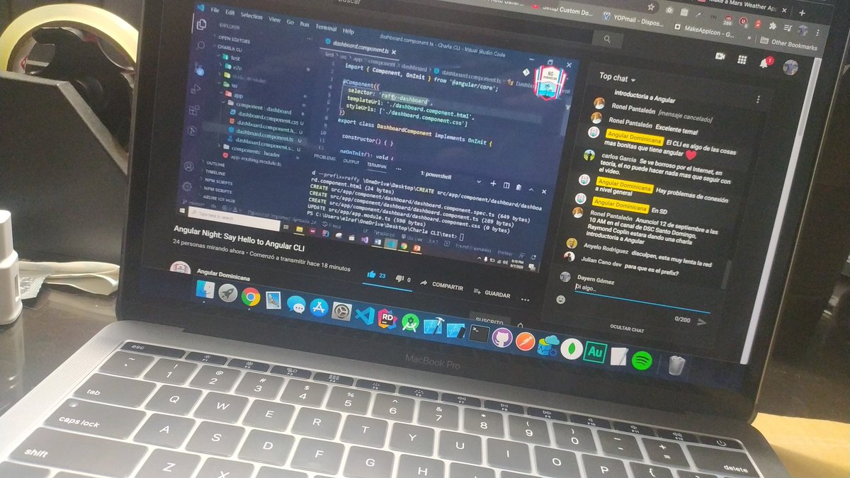 NeryadG's tweet photo. Activo con @ngDominican @RaymondCoplin  @domini_code  y en su #AngularNight hablando sobre el C.L.I #Angular https://t.co/niP83mq7lx