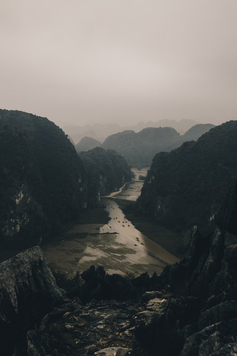 trongminhhoang's tweet photo. moments of peace from vietnam https://t.co/FIOmwuD20j