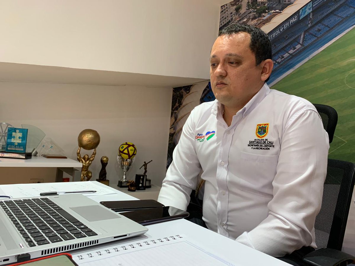 artelionbox's tweet photo. En nombre del alcalde @JorgeIvanOspina hicimos presencia en la presentación del Mundial de Atletismo Sub20 2022 @WorldAthletics evento del que nuestra #CaliCiudadDeportiva será sede. Es un honor dejar en alto el nombre de Colombia albergando grandes eventos #worldu20championships https://t.co/6fmVb6GbCR