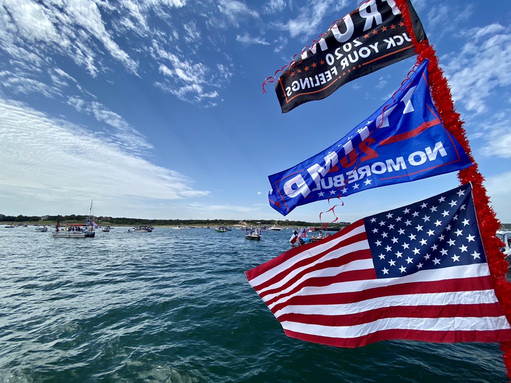 FastChance57's tweet image. youtu.be/KGUXSGZsnuI #TrumpBoatParade