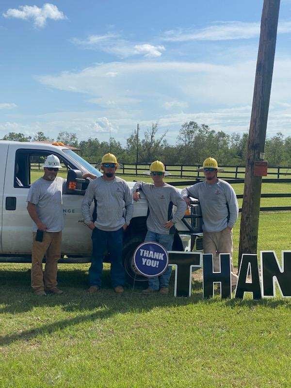 lagrangegaGOV's tweet photo. A *HUGE* #THANKYOU to our City of #LaGrangeGA #utilitycrew in Welsh, LA assisting with power restoration following the damage caused by #HurricaneLaura.
#hurricanerelief #linemanlife #proudofourpeople #cityinspired https://t.co/4D4QSi5XSc