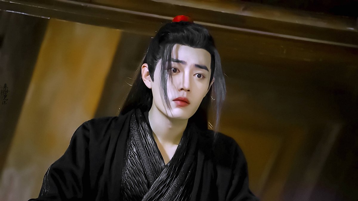 ตอนเป็นอาอิงแววตาใสกระจ่างอยู่เลย พอเป็นอาเซี่ยนแววตารวมครสไว้หลากหลายมาก แต่ก่อนเราทุกคนก็เคยเป็นแบบนี้ปะเวลาผ่านไปก็เจอเรื่องราวมากขึ้น