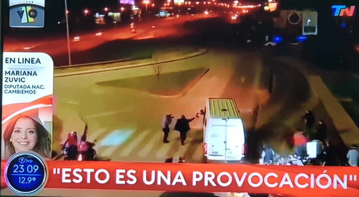 “Anuncian la liberación de Baez e insisten en llevarlo al Country donde saben que los vecinos se resisten a aceptar compartir el mismo espacio con el ladrón que se robó la Nación” en <a href="/todonoticias/">TN - Todo Noticias</a>