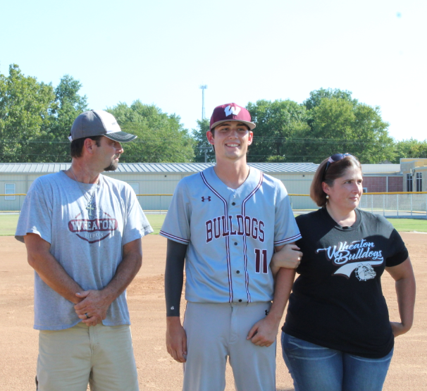 wheatonbulldogs's tweet photo. WHS Senior Baseball Players have been recognized for the Fall 2020 Season! A special thank you to the parents and community for supporting our players through all of the practices and games in good weather and bad. Pictured are: Brody, Jack, Ty & Brandon #WHSDogs https://t.co/eQgODZA8QX