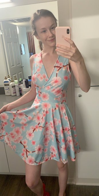 I designed and made a new dress ☺️ https://t.co/x00HYjbovU