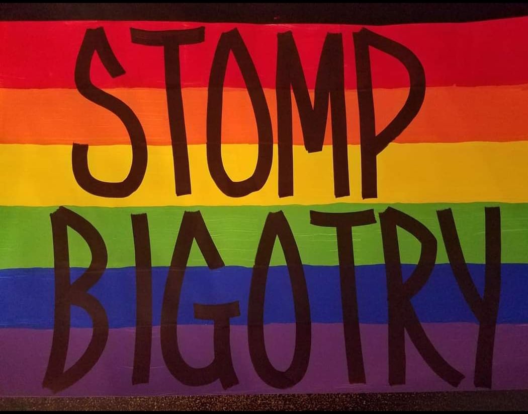  #SignLadyHistory Crossing wrestling with non-wrestling, signs for the  @SinnsFreakshow float at the  #VegasPrideParade (1/2)