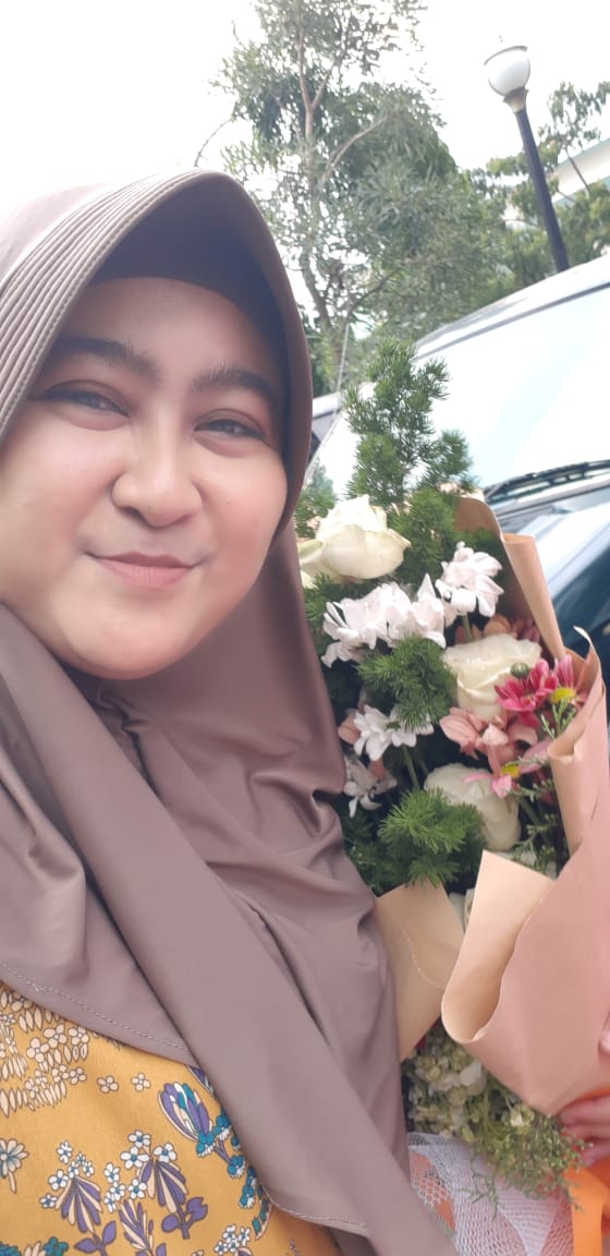 Barakallah fii umrik ya syng <a href="/Aik_FaRah/">#StaySafe</a> love U 😍😚