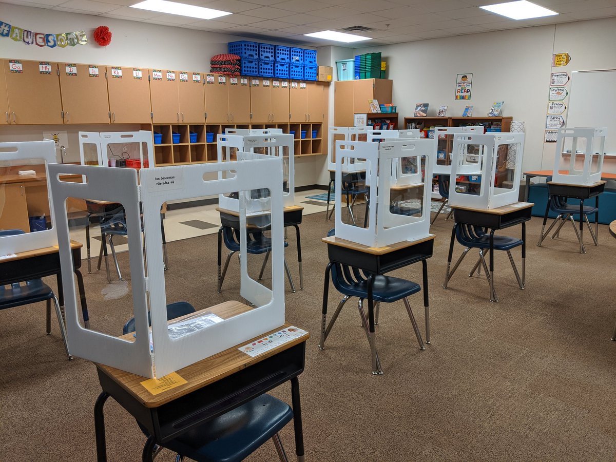 mrskgodfrey's tweet photo. Ready to welcome my students back to school tomorrow!! I'm so excited for them to use our interactive door to discover new books this year! @TigerNetwork @McStrickLibrary #KeepCalmAndRead #WeAreMcStrick #TigerPride https://t.co/fWjZ4hi1Vr