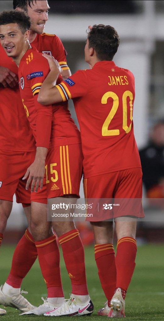 0eesa11's tweet photo. JAMES 😍🍑🍑🔥🔥🔥🔥🔥 https://t.co/R7a7oq3oRr