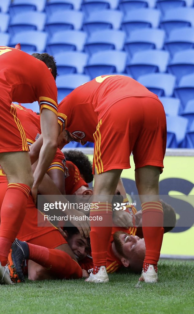 0eesa11's tweet photo. JAMES 😍🍑🍑🔥🔥🔥🔥🔥 https://t.co/R7a7oq3oRr