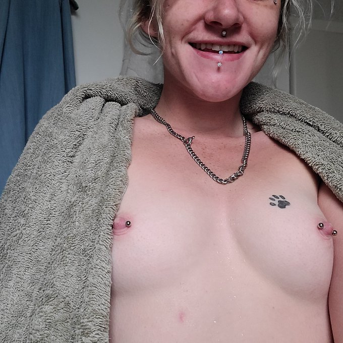 Bored , blonde and 21. Life is fucking good 🌸🌸🌸💞💞💞 https://t.co/wuDC0VsTnE<a href="/tag/birthday"class="tags"><span>#birthday</span></a><a href="/tag/blonde"class="tags"><span>#blonde</span></a><a href="/tag/beyourself"class="tags"><span>#beyourself</span></a><a href="/tag/playwithme"class="tags"><span>#playwithme</span></a><a href="/tag/content"class="tags"><span>#content</span></a>