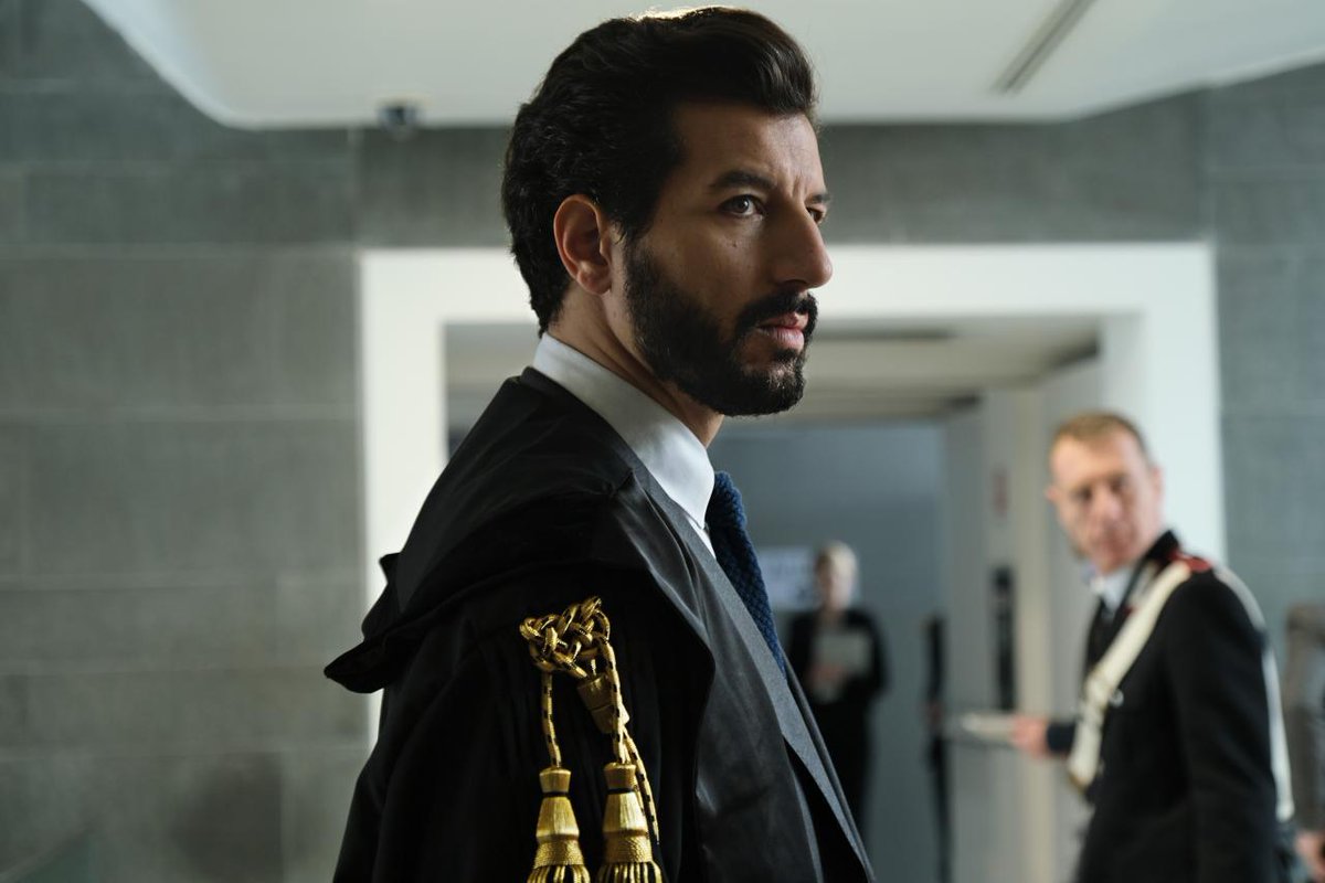 Broadwaycritic1's tweet photo. #BestofSummer-#Bingewatch series: These shows helped us make it thru the #lockdown and #summer: @HarlanCoben's riveting #thestrangernetflix, starring
@RCArmitage; the action packed Season 3 @FaudaOfficial, starring @lioraz; and the thriller #IlProcesso starring #FrancescoScianna. https://t.co/LYhio5Tt5p
