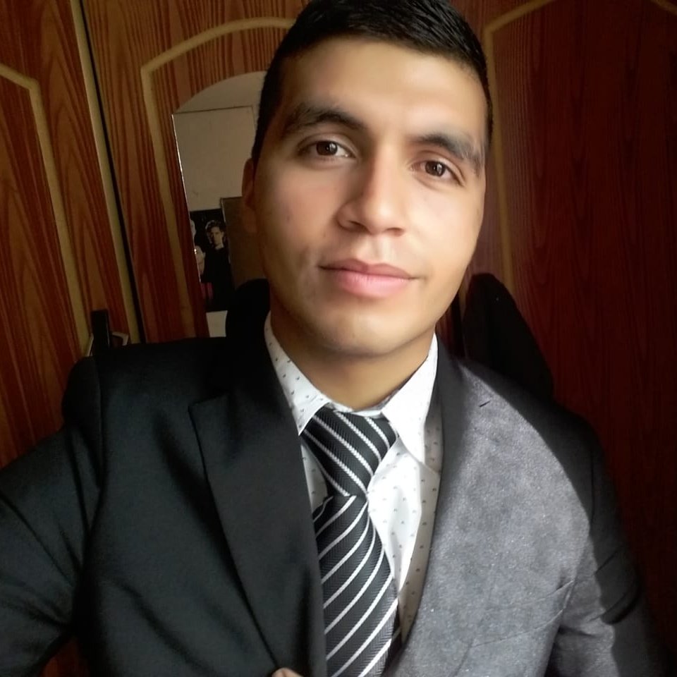 Delgadillo_CSDO's tweet photo. No me preparo para ser uno más.
Me preparo para ser el mejor💪🏻💚 https://t.co/YYW3mf2VfY