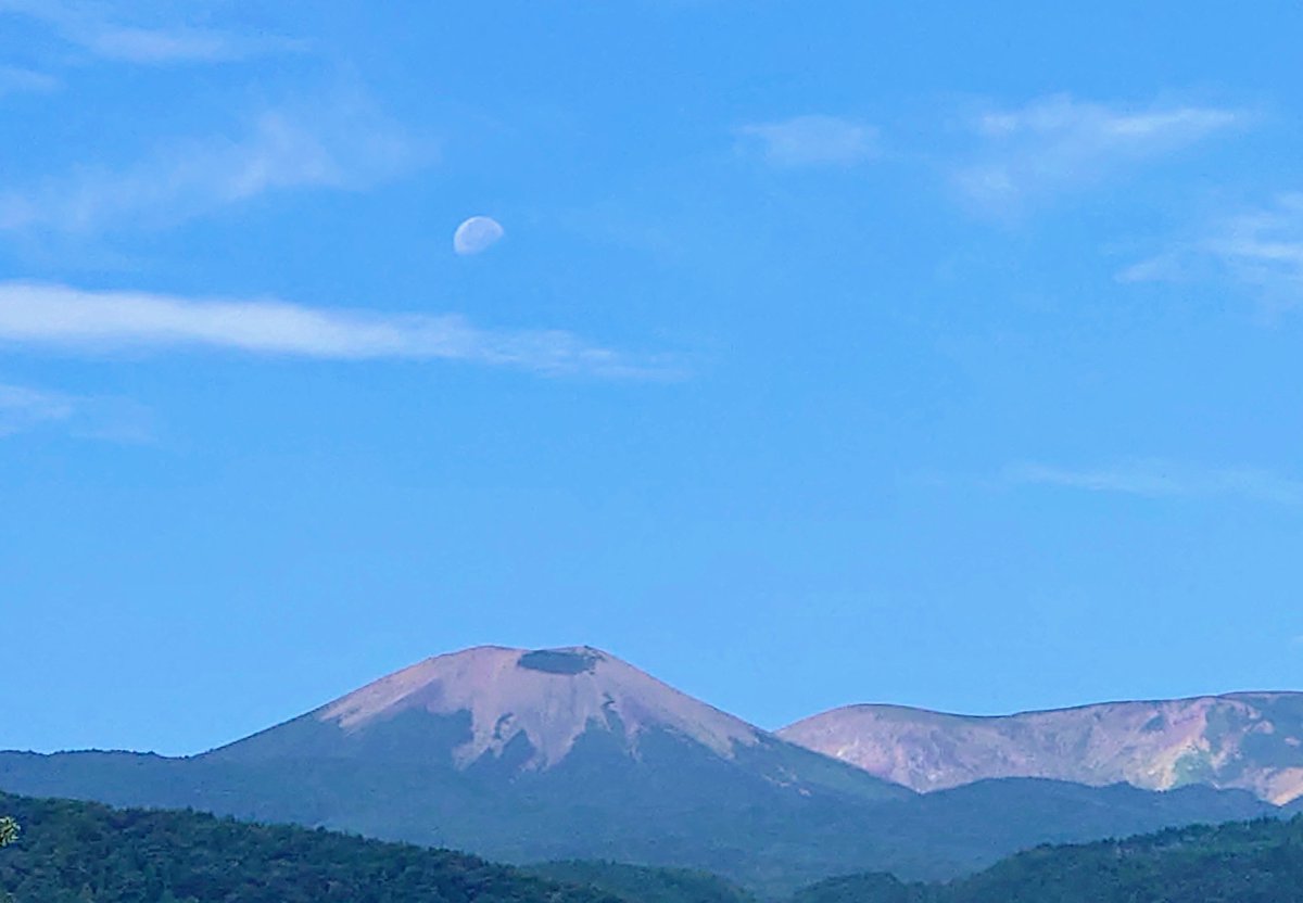 吾妻小富士 日本最大級のSNS映え観光情報 スナップレイス