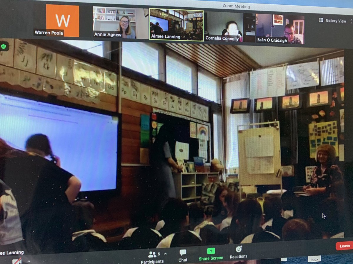 poole_wj's tweet photo. A country practice!! UTS Rural and Remote PEX in action Broken Hill to Hay zooming, a window into class rooms with wonderful UTS pre-service teachers, Aimee &amp; Ella. Our profession in great future hands! ⁦@schoolofintedn⁩ ⁦@nswppa⁩ ⁦@teachNSW⁩ ⁦@UTSEngage⁩ https://t.co/s4JKHTlhIr