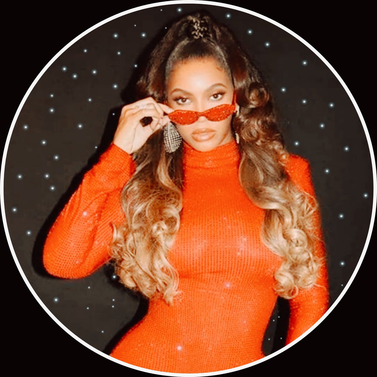 strawbwrriesxz's tweet photo. A QueenB sempre Belíssimah, nessa pack então nem se fala
#Beyonce #apop #haeder https://t.co/KRz1BlJALd