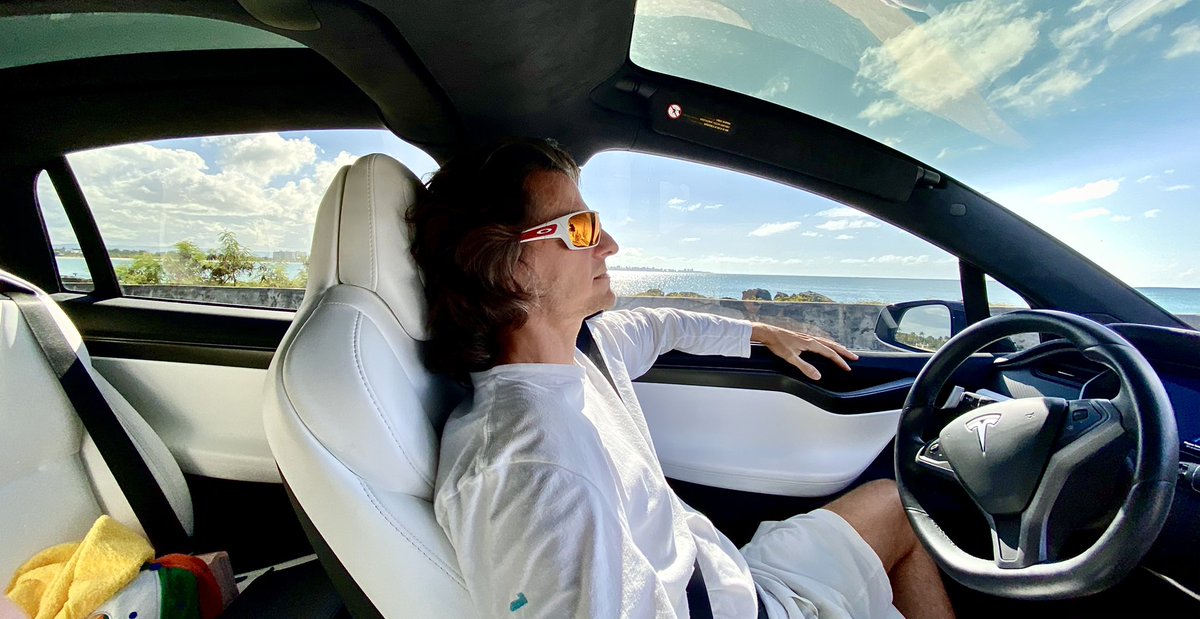 #tesla #modelx #puertorico Use this code to order your Tesla ts.la/javier7786