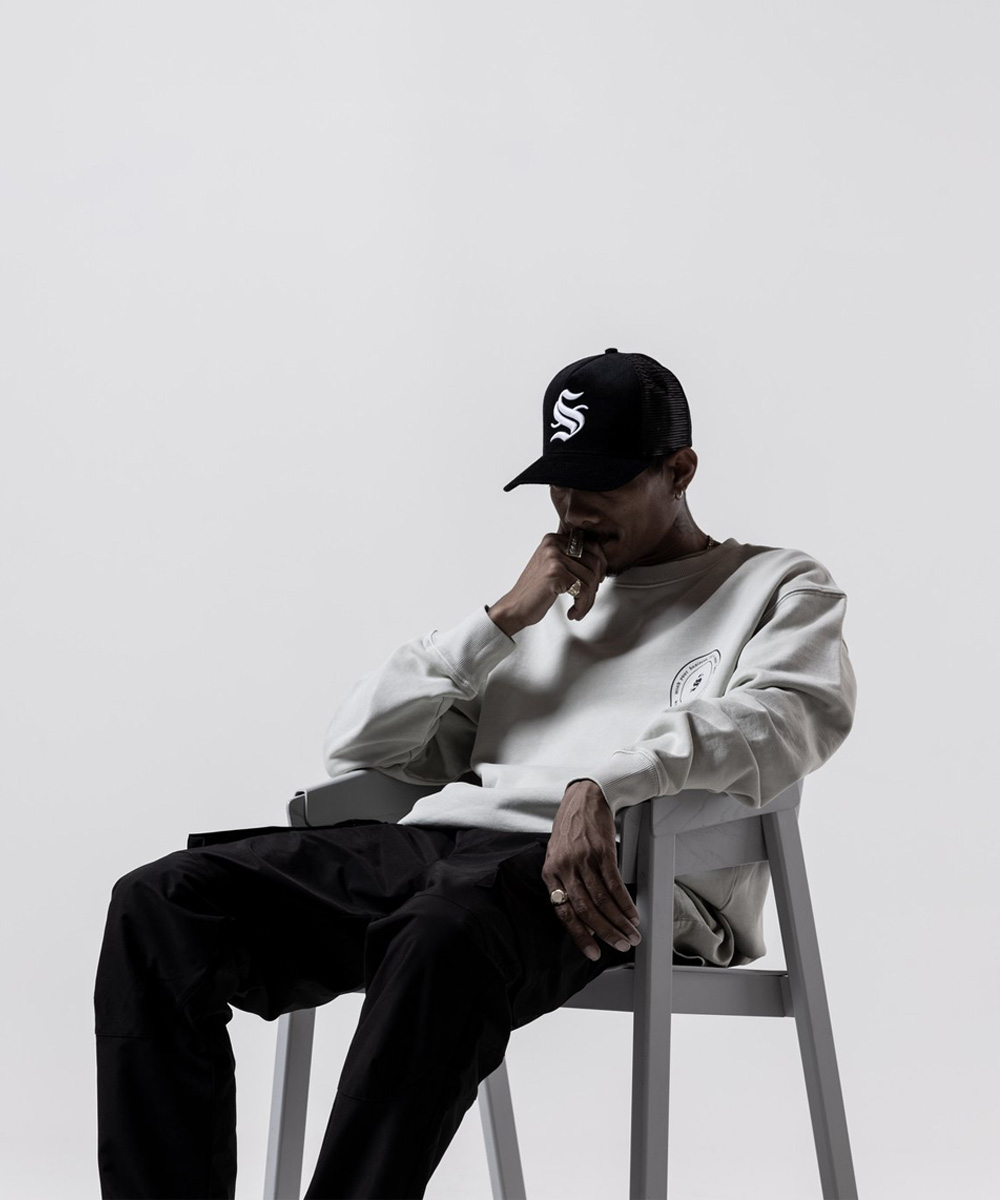 STYLISE_DONOBAN's tweet photo. https://t.co/2mflHSD7lk STAMPD「SEASET S TRUCKER」フロントにコーデュロイ素材を採用したメッシュキャップ。通気性のあるメッシュデザインでシーズンを象徴する3D刺繍デザインが特徴。 18,480円(税込) #2020AW #STAMPD https://t.co/ODh31HVZLs