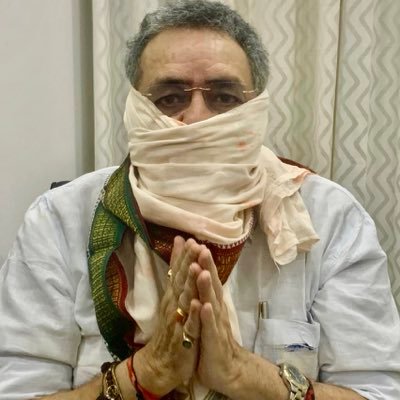 Bipin Thakur ( Modi Ka Pariwar) (@bthakurbjp) on Twitter photo केंद्रीय मंत्री हिन्दू हृदय सम्राट दादा <a href="/girirajsinghbjp/">Shandilya Giriraj Singh</a> जी को जन्म दिन की हार्दिक शुभकामनाएं
आप जिओ हजार साल केंद्रीय मंत्री हिन्दू हृदय सम्राट दादा <a href="/girirajsinghbjp/">Shandilya Giriraj Singh</a> जी को जन्म दिन की हार्दिक शुभकामनाएं
आप जिओ हजार साल
