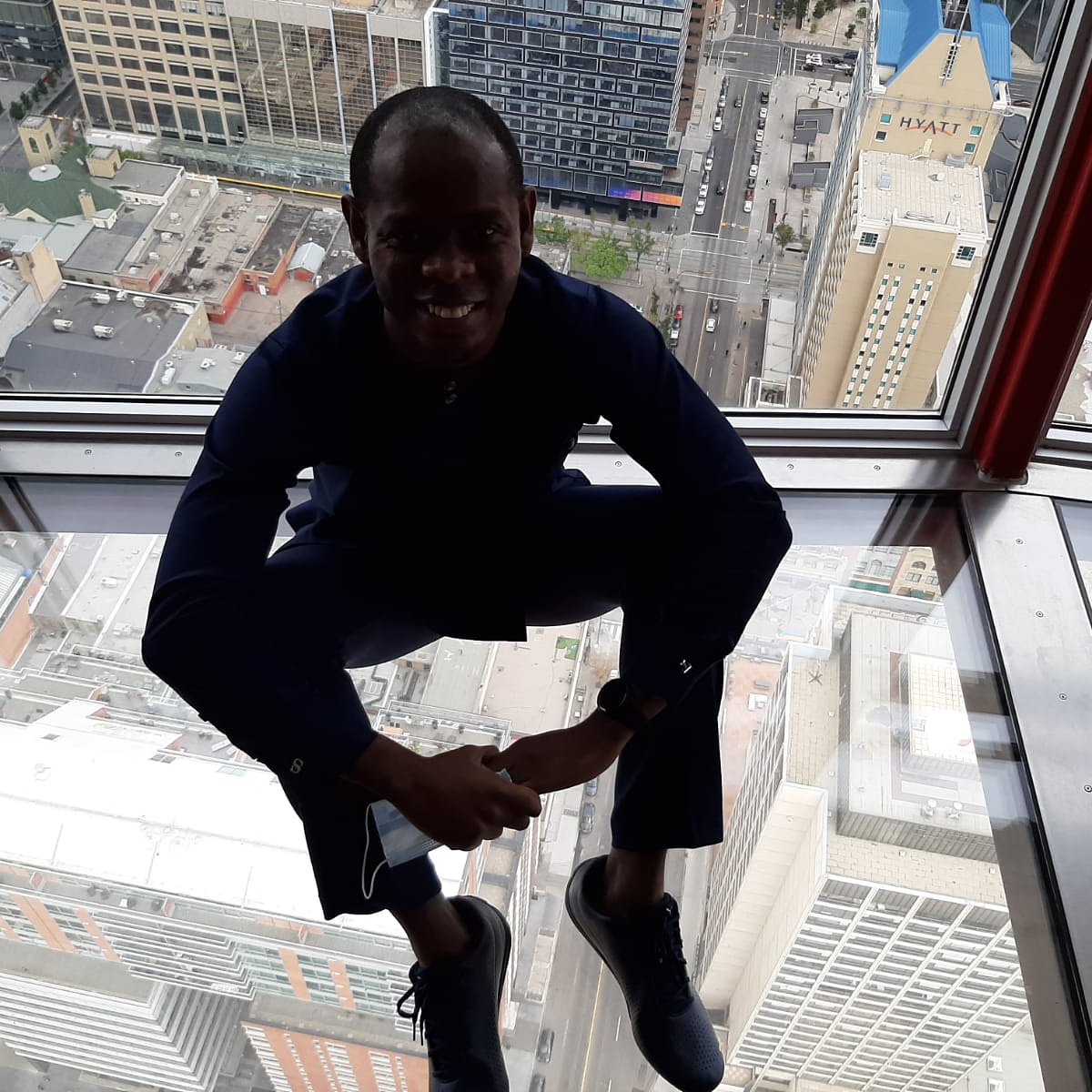 TolaSeedy's tweet photo. That smile shows I wasn't scared at all ๐๐ค .
#ontopoftheworld #Godincharge https://t.co/pL4Spo2rQd
