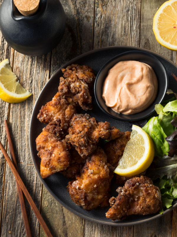 Fried chicken, but make it international.

Meet Chicken Karaage — a crispy and uniquely Japanese version of this classic fried dish made with tasty soy sauce, sake, ginger, and garlic marinade. 

Learn more and save your spot for this Sunday's class: thetablelesstraveled.com/live-cooking-c…